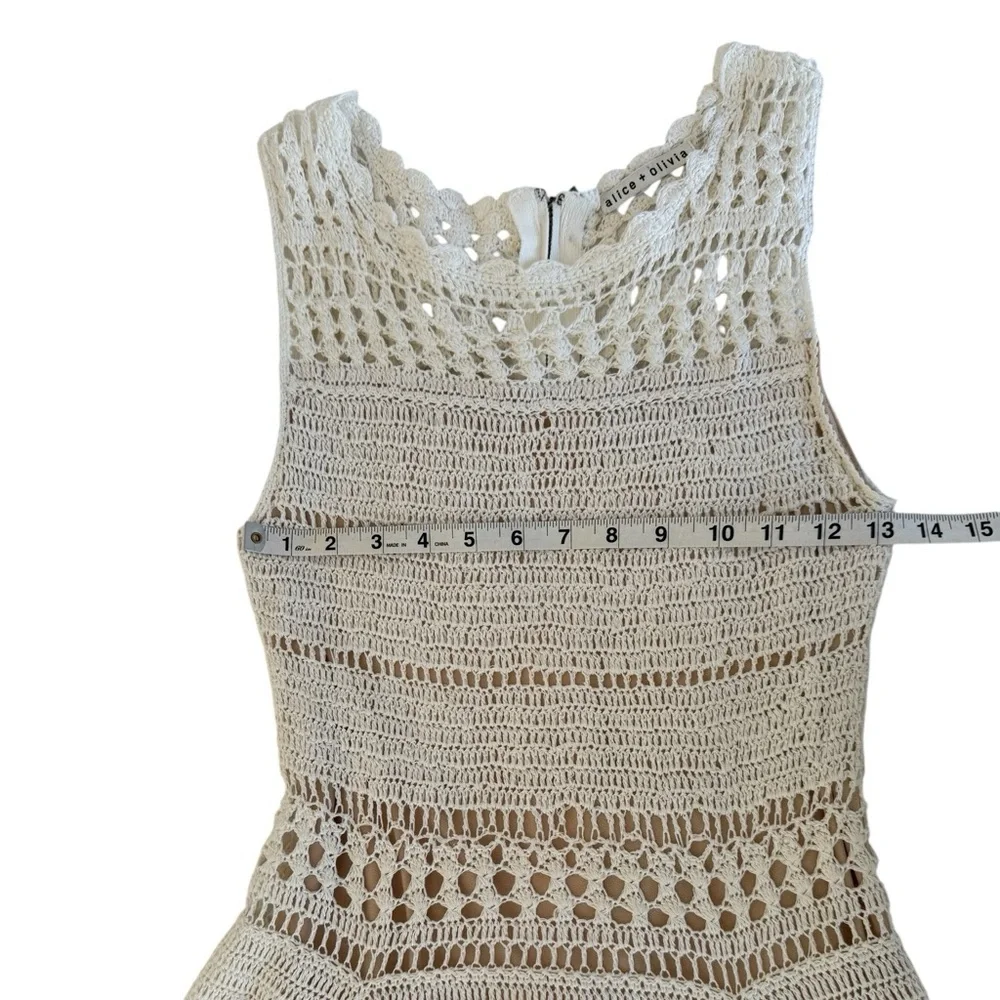 Alice + Olivia Noella Crochet Lace Dress S Ivory Cream Fit-and-Flare Above Knee - Picture 7 of 12